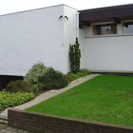 Vintage Vakantiebungalow In Oostduinkerke
