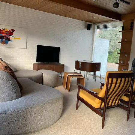 Vintage Vakantiebungalow In Oostduinkerke Holiday home